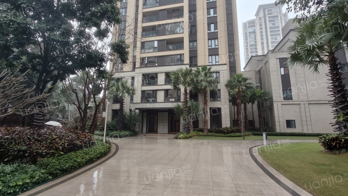 融创金成海口壹号南区外景图