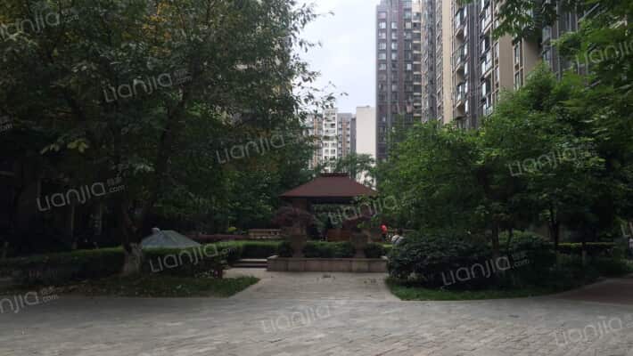 水畔经典外景图