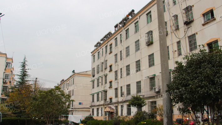 始信花园外景图