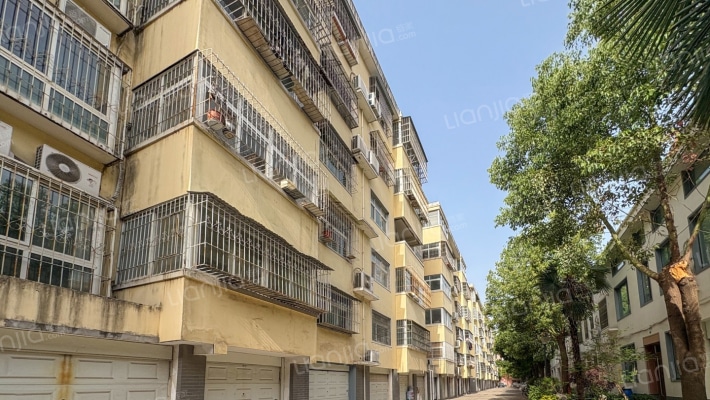 鑫怡苑小区外景图