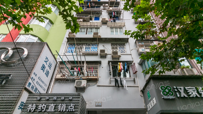 上海曹杨路232弄房价怎么样曹杨路232弄房源户型图小区车位交通地址
