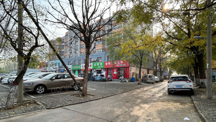 水务局宿舍楼外景图