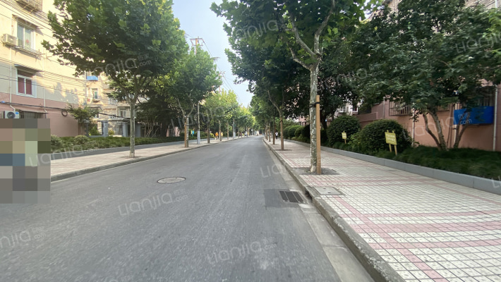 隆昌路700弄外景图