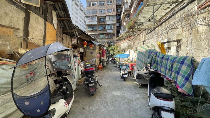 文明路18号外景图