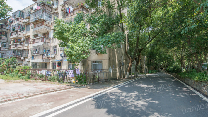 华农宝积苑外景图