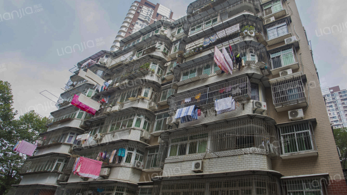 临江府小区外景图