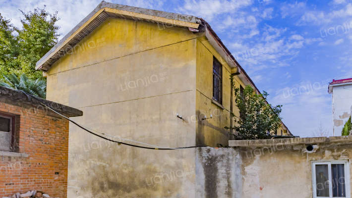 地震台宿舍外景图