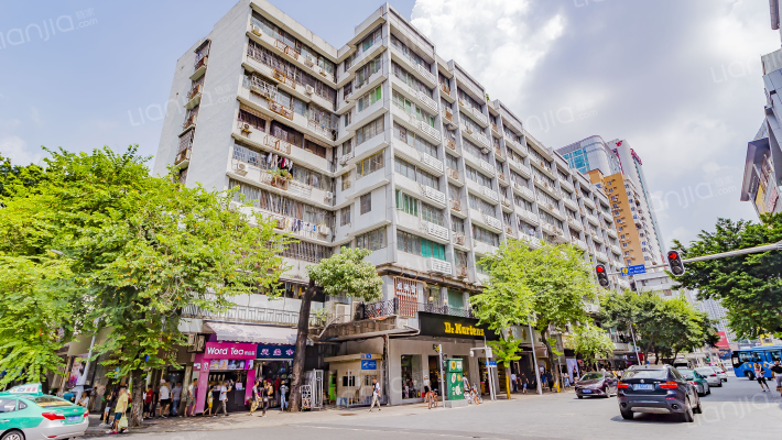 文苑大厦外景图