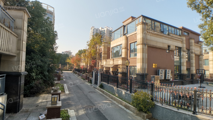 明发.御金花园外景图