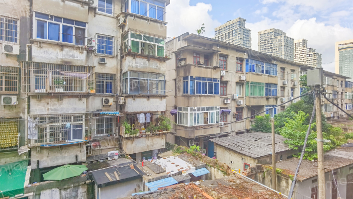 834厂宿舍外景图