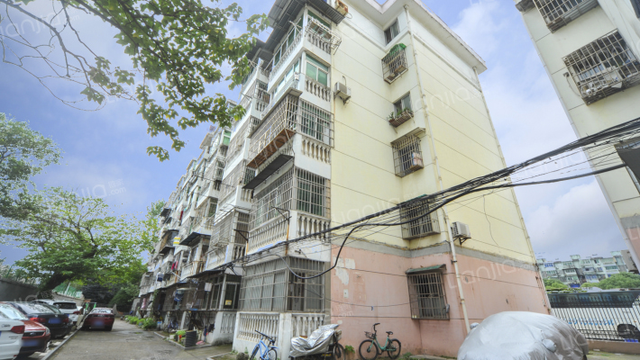 徐坊客运站宿舍外景图