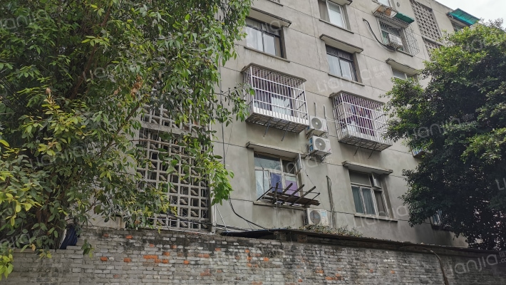 温泉路148号院外景图