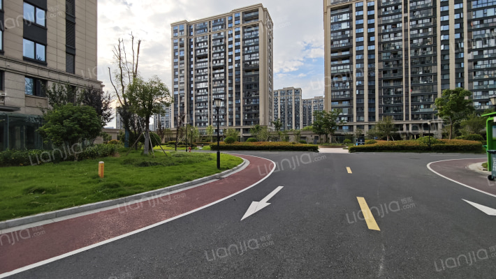 潮听名苑外景图