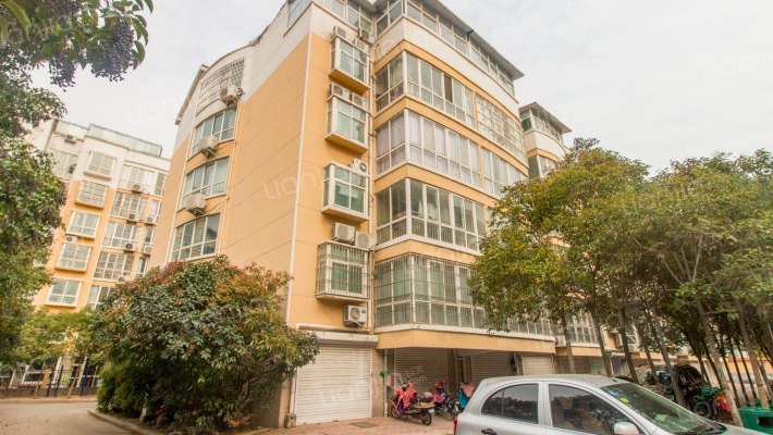 三达·上東城外景图