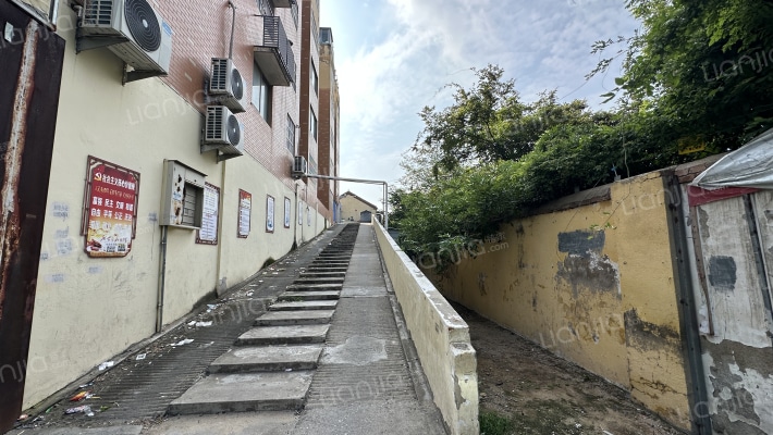 阳光美地小区外景图