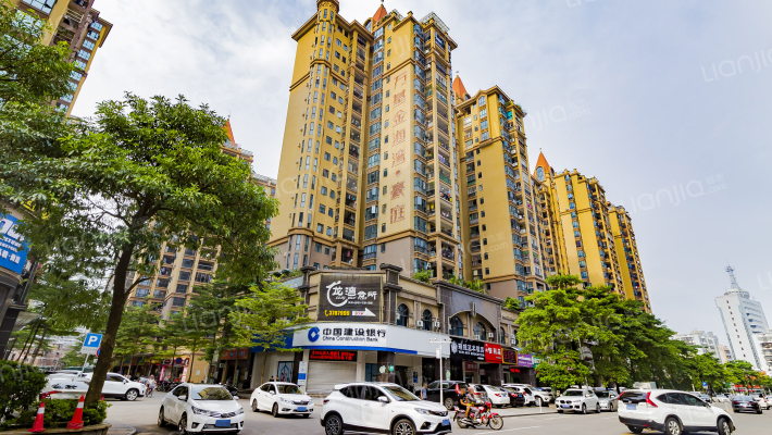 万基金海湾豪庭A区外景图