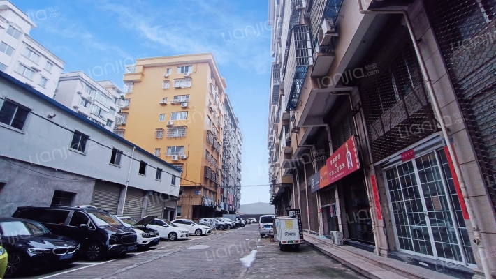 前西小区外景图