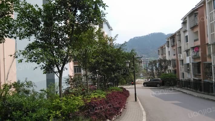 南山筱筑外景图