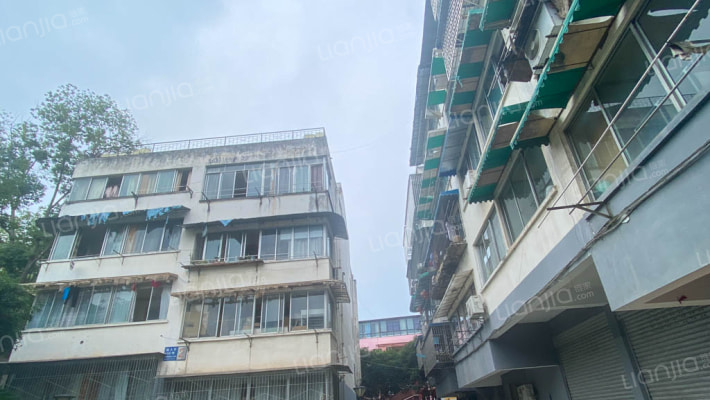 名人巷14号小区外景图