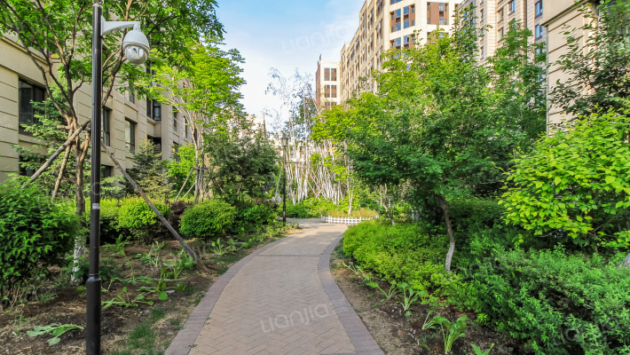 保利拉菲公馆E区外景图