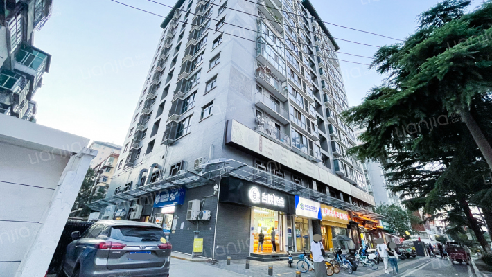 陕西历史博物馆综合楼外景图