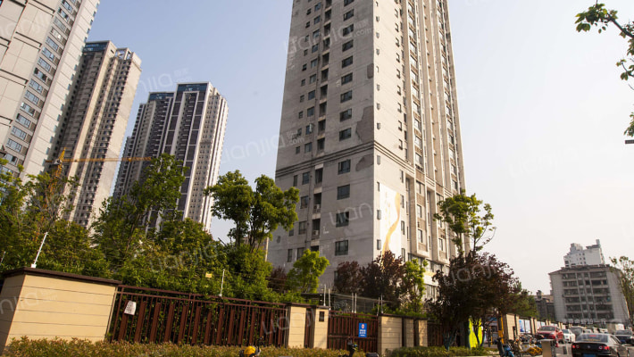 中原一景外景图