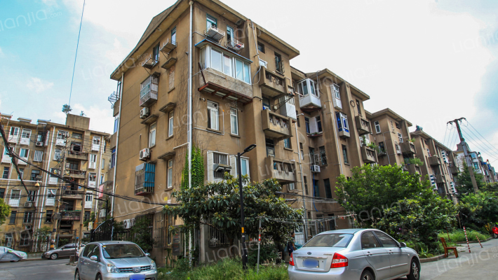 万象西园外景图