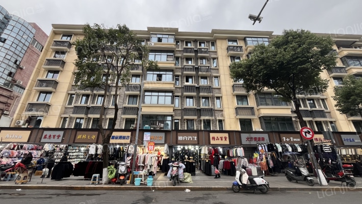 肖家村四巷8号外景图