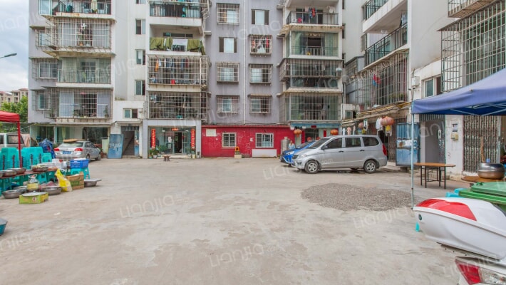 羊昌坝小区外景图