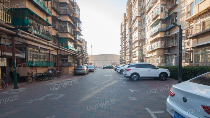 天卉公寓外景图