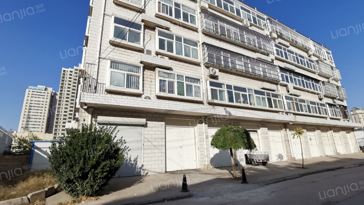 交通局家属楼外景图