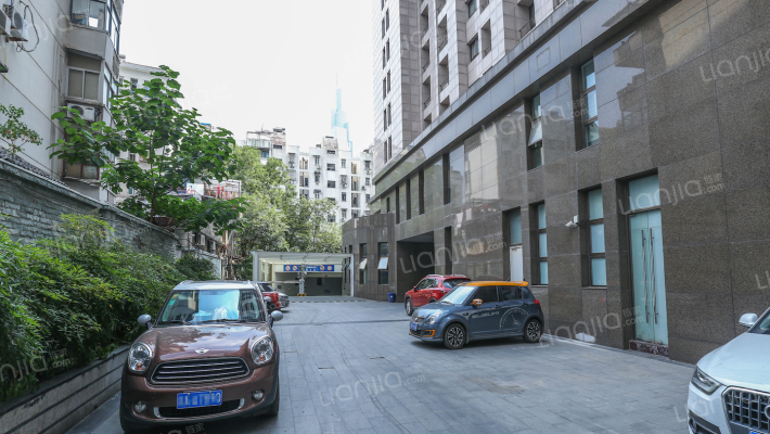 万和尊邸外景图