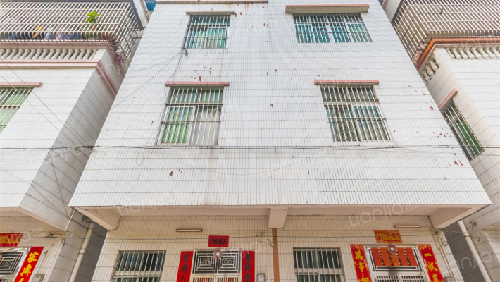 榄边小区外景图