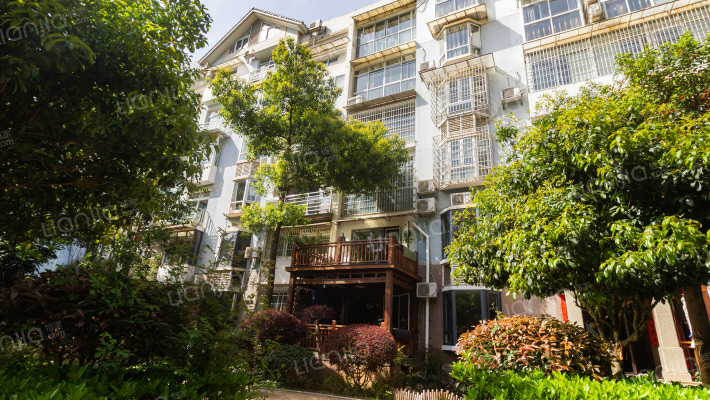 八方小区D区外景图