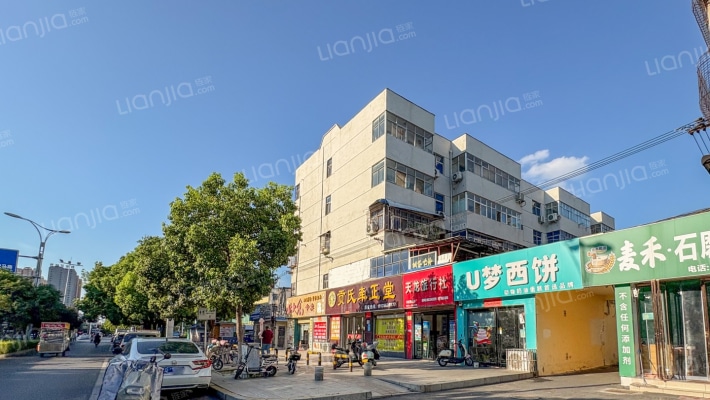 牡丹卡家属院外景图