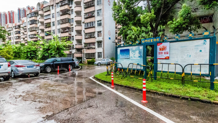 松坪山住宅楼外景图