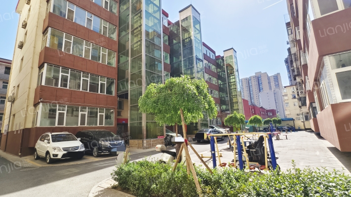 国防工办宿舍外景图