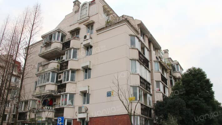 湖畔花园梦泉苑外景图