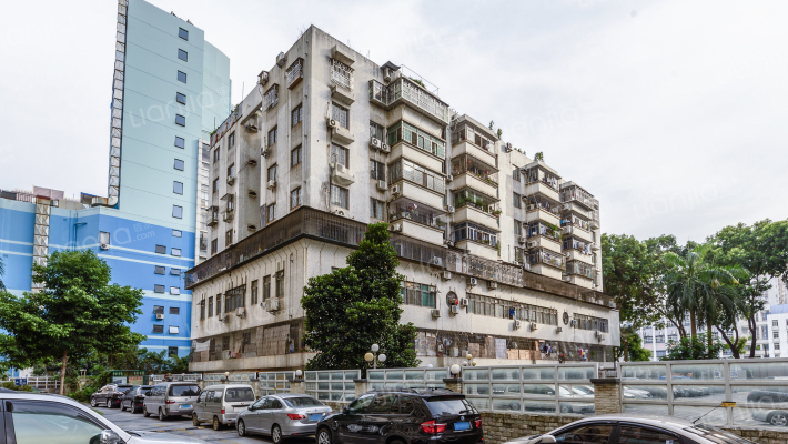 景田燃气综合楼外景图