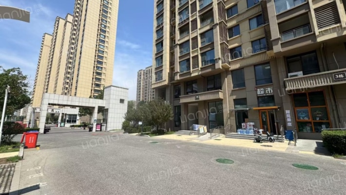 金色蓝庭东区外景图