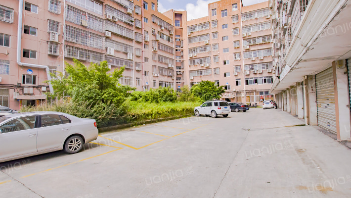 嘉成花园外景图