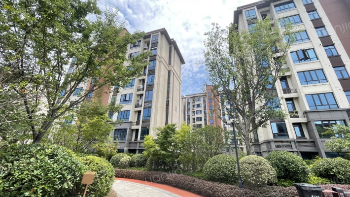 民发庞公别苑E区外景图