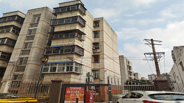 安居花苑西区外景图