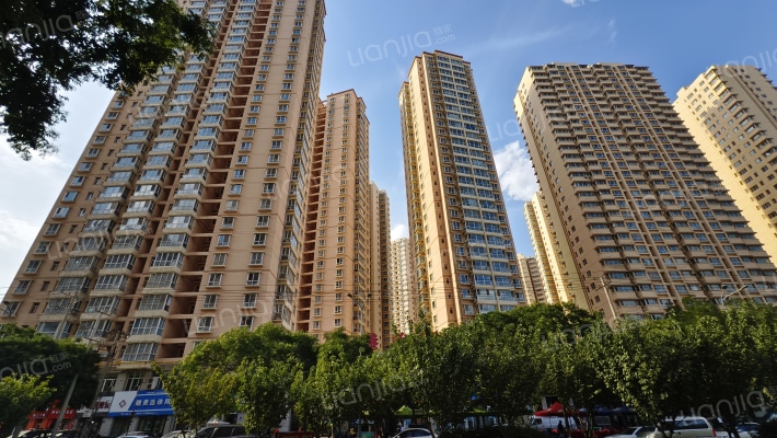 兰港怡园A区外景图