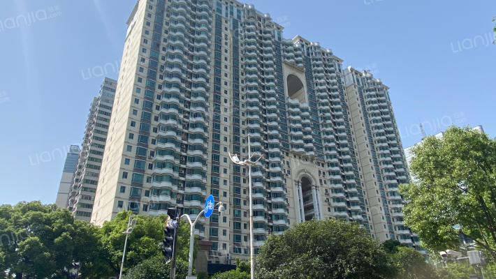 同成广场外景图