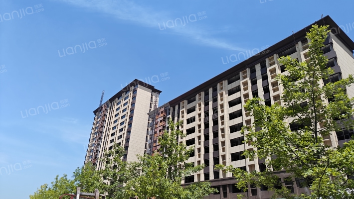 东湖水润府外景图