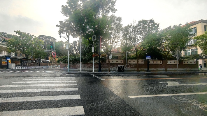 河北路(体育馆街)外景图