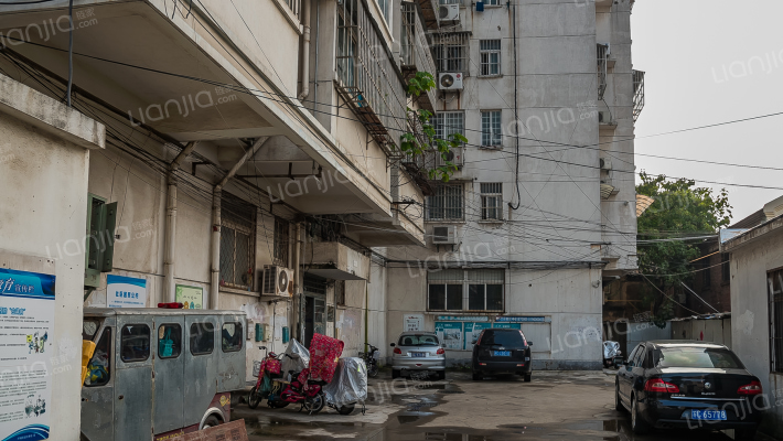 环城路西站商住楼外景图