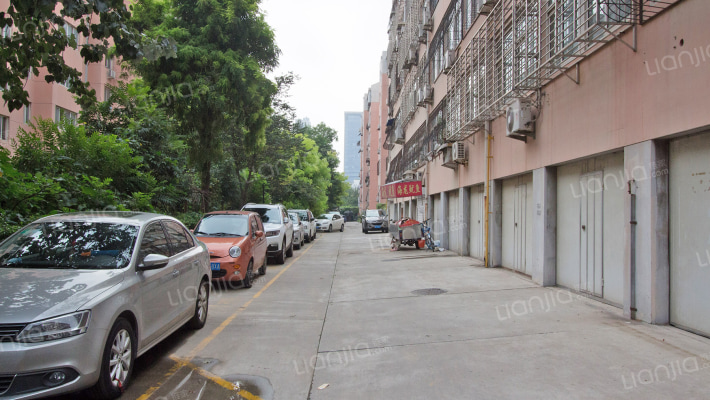 田野小区外景图