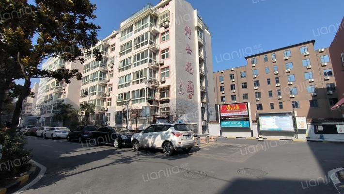 绅士花园外景图